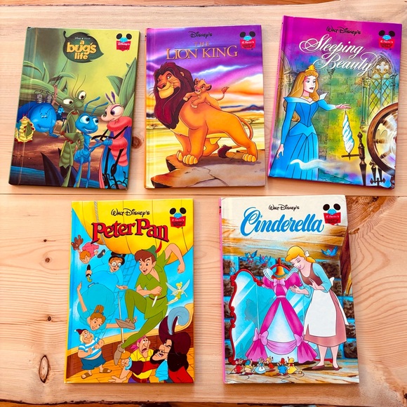 5 hardcoverr Disney story books - Picture 1 of 1